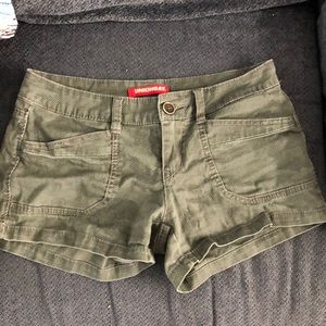 Dotted camo shorts